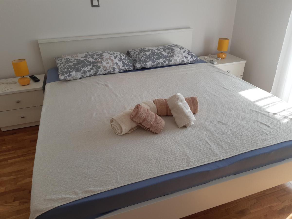 Apartmani Frano Vodice Eksteriør bilde